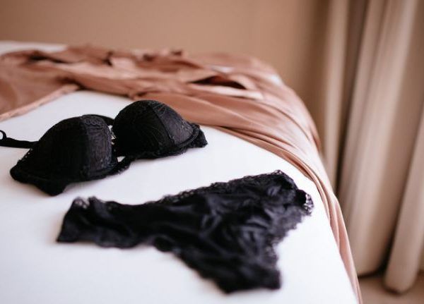 Fajah Lourens heeft eigen lingerielijn